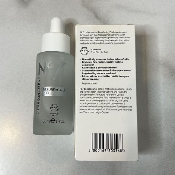 No7 Laboratories Resurfacing Peel 15% Glycolic Acid - 1 fl oz - Picture 3 of 7